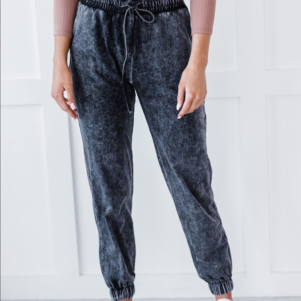 Zenana Full Size Run Mineral Wash Drawstring Joggers